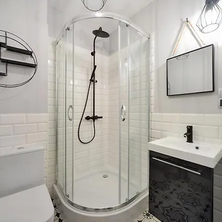 Stylowy Sun Seasons 24 W Szklarskiej Porebie By Renters アパート シクラルスカ・ポレンバ